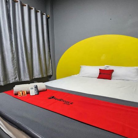 Hotel Bimo Sakti By San Dżakarta Zewnętrze zdjęcie